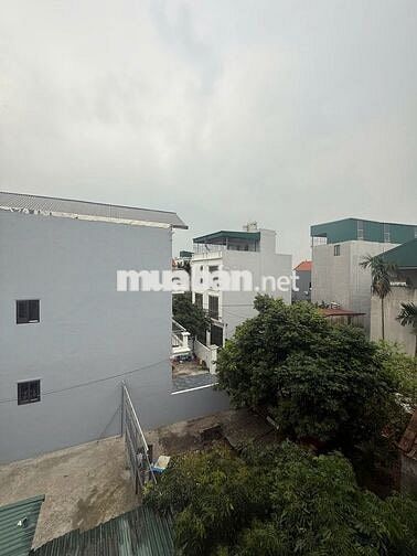 CỰC SỐC TẶNG NGAY 200 TRIỆU ĐỒ NỘI THẤT KHÁCH VỀ Ở NGAY 1 NHÀ RA Ô TÔ
