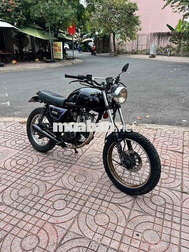 Suzuki GN 125cc Cafe Racer không có cavet máy êm