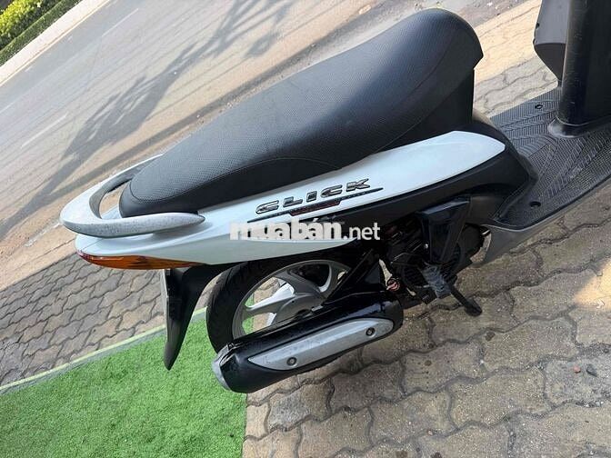 Honda Click 2011 Trắng
