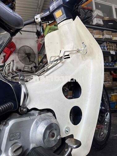 Honda Cub 70 Trắng Xanh