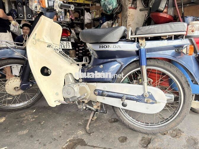 Honda Cub 70 Trắng Xanh