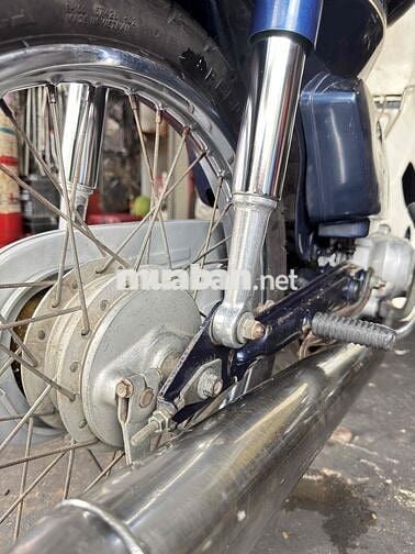 Honda Cub 70 Trắng Xanh