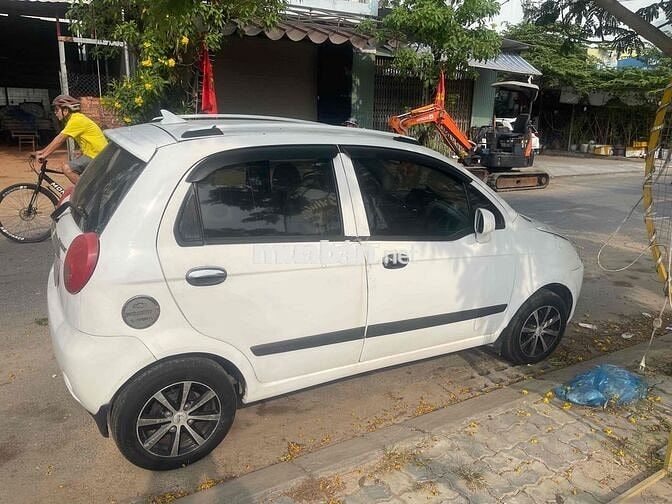 Chevrolet Spark 2010 LT 0.8 MT - 10000 km