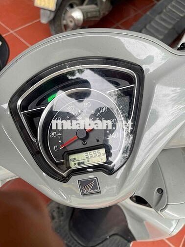 Honda Vision Xám 3595 km