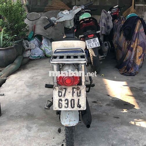 Honda Cub màu Xám