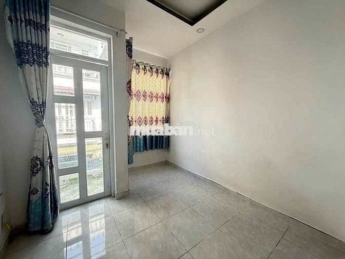 Cho thuê nhà nguyên căn Phạm Thị Kỳ nhà bè giá 8tr