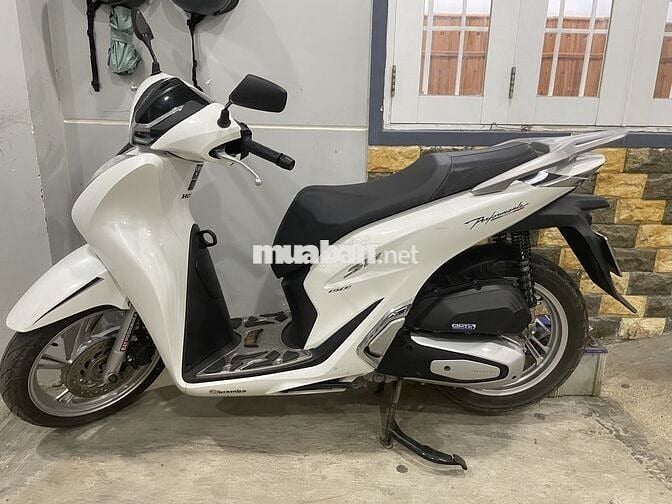 Honda SH 150i Trắng 9368 km