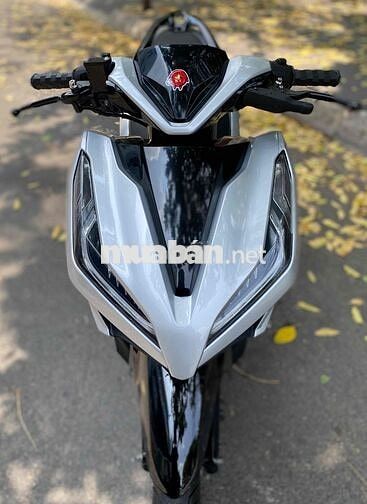 Honda Vari***20 Dọn Sơn Mới Bạc Potches