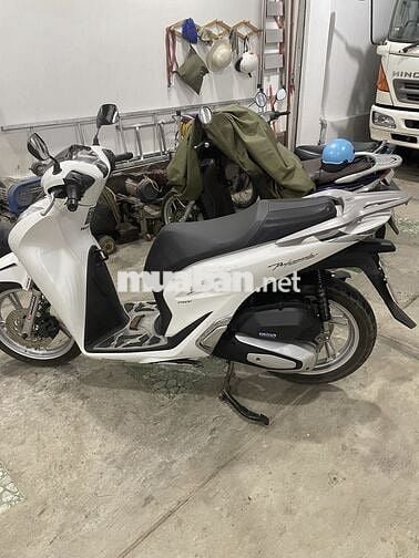 Honda SH 150i Trắng 9368 km