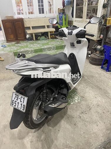 Honda SH 150i Trắng 9368 km