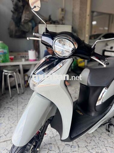 Honda SH Mode ABS 2024 Xám Xi Măng 2800 km
