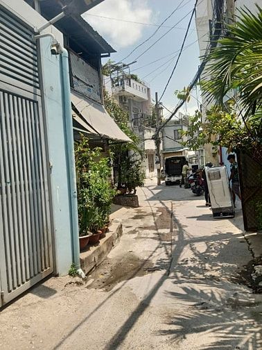 Bán nhà giấy kê khai 1999 hxh ngay nhà thờ Bến Hải, Gò Vấp