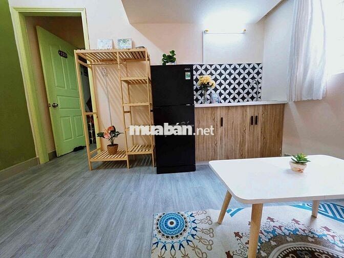 CHO THUÊ PHÒNG XINH CÓ GÁC CỬA SỔ TRỜI NGAY HUỲNH VĂN BÁNH SÁT QUẬN 3