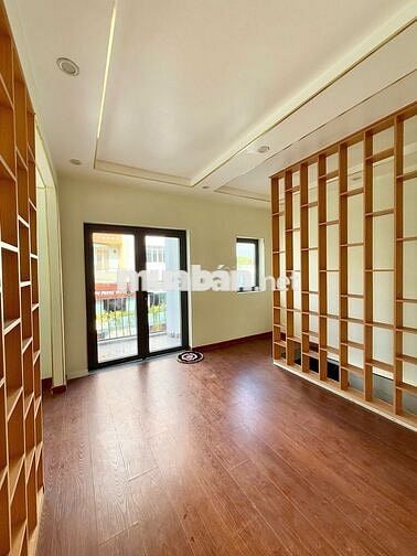 (Gấp) GIẢM 500Triệu Nhà Mặt Tiền Ngang 6m trung tâm Thương Mại VinCom