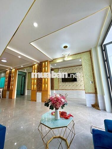 (Gấp) GIẢM 500Triệu Nhà Mặt Tiền Ngang 6m trung tâm Thương Mại VinCom