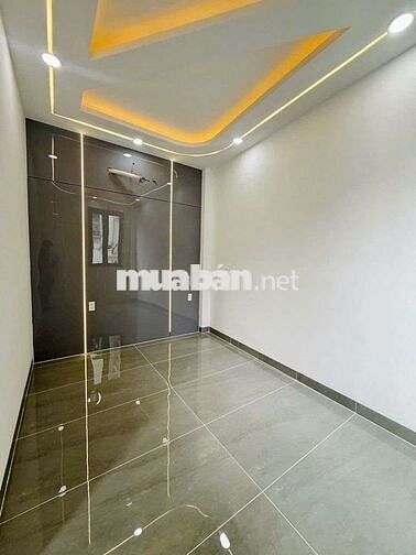 NHÀ ĐẸP 5 TẦNG ( FULL NỘI THẤT ) MÃ LÒ 4M X 13M HƯỚNG ĐÔNG NAM