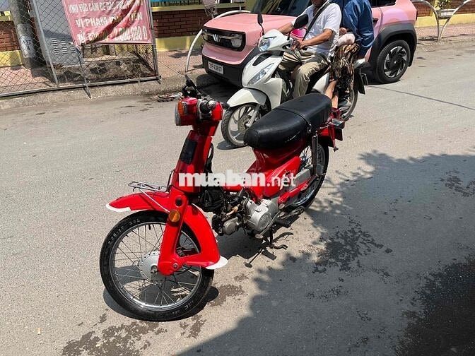 Honda DD màu Đỏ