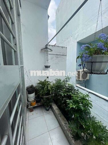 NHÀ ĐẸP 2 TẦNG - GẦN NGUYỄN VĂN LUÔNG HẬU GIANG (3M X 9M) HƯỚNG TÂY