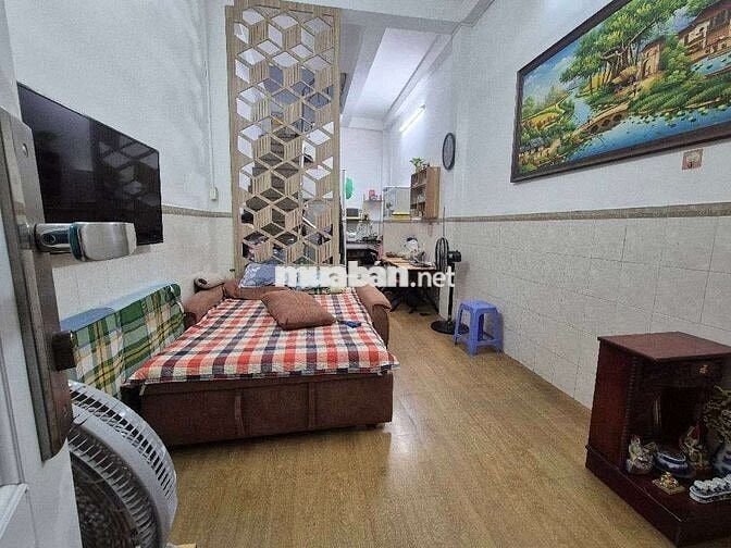 NHÀ ĐẸP 2 TẦNG - GẦN NGUYỄN VĂN LUÔNG HẬU GIANG (3M X 9M) HƯỚNG TÂY