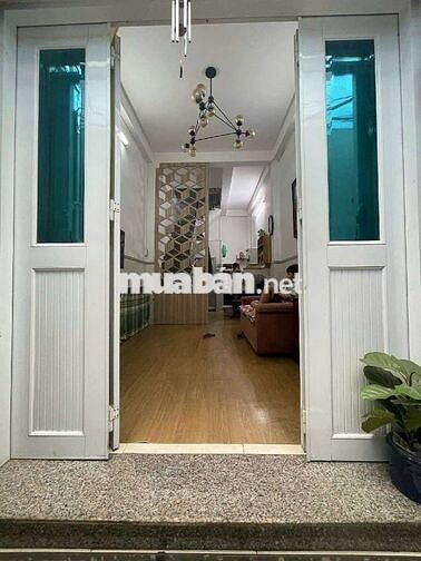 NHÀ ĐẸP 2 TẦNG - GẦN NGUYỄN VĂN LUÔNG HẬU GIANG (3M X 9M) HƯỚNG TÂY