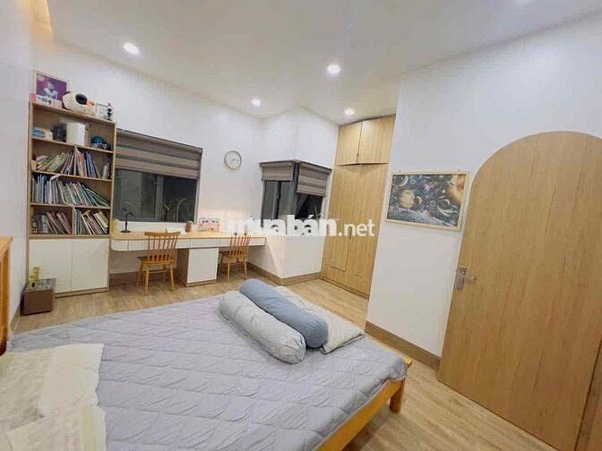 CHO THUÊ NHÀ ĐẸP KHU DÂN TRÍ CAO NAM VIỆT Á FULL NỘI THẤt