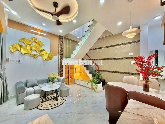 BÁN NHÀ ĐẸP NỞ HẬU HUỲNH VĂN BÁNH PHÚ NHUẬN