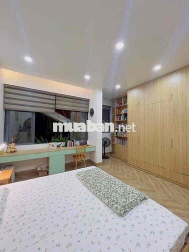 Cho thuê nhà đẹp gần Bùi Tá Hán