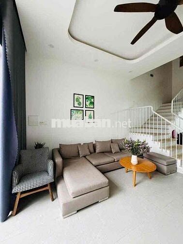 Cho thuê nhà đẹp gần Bùi Tá Hán