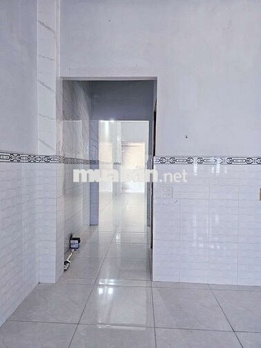 Cho thuê nhà trệt 2 lầu 5x20 Hẻm 379 Trần Nam Phú