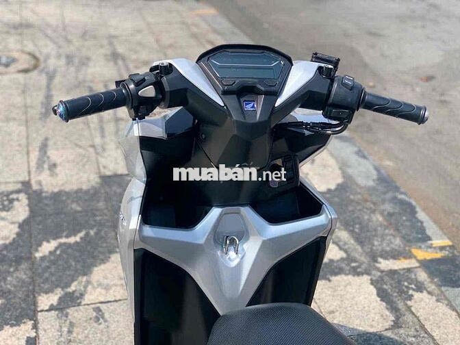 Honda Vario 150 2020 Bạc Porsche
