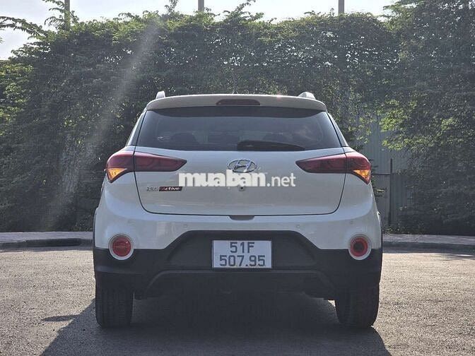 HYUNDAI I20 SX 2015 AT 87000KM BẢO HÀNH 1 NĂM