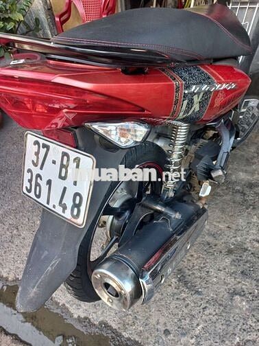 Yamaha Nouvo 4 màu Đỏ