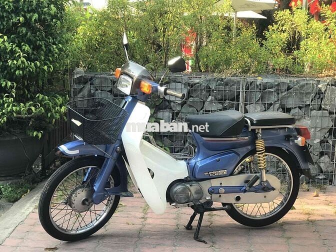 Honda Cub 82/50cc . Bstp .xe nhà cần bán