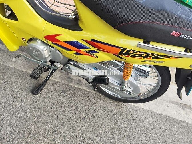 Honda Wave 100 2004 may zin chat Vang don moi 99%
