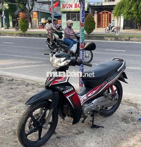 Yamaha Sirius Đen đỏ
