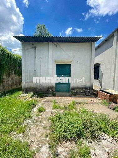 Bán đất tặng nhà cấp 4cũ. 267m2 đường cụt 3m. sát hông Đại Nam