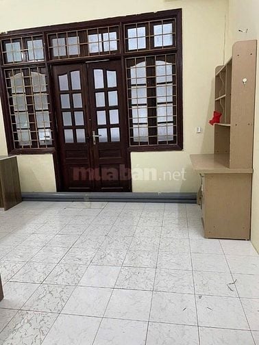 Cc mời thuê Phòng 160 trần Đại Nghĩa Dt 25m2 Vskk 3,99tr oto đỗ cửa.