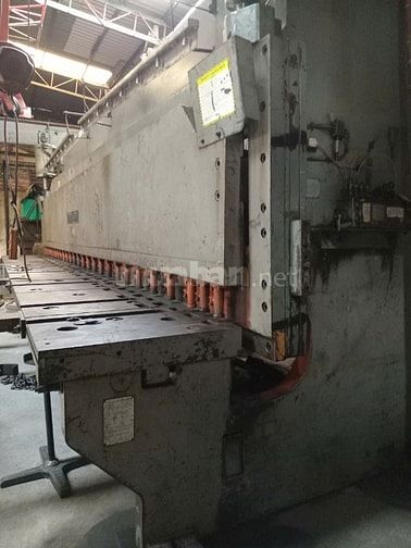 BÁN MÁY CẮT tôn bản quyền Mỹ do Đức sản xuất, zin 100%