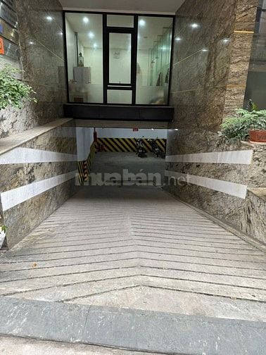 Cần bán nhà mặt phố Hoàng Quốc Việt, sổ đỏ 105m2x6 tầng +1 hầm.