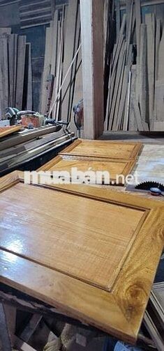 THỢ MỘC GỖ TỰ NHIÊN, THỢ PHỤ
