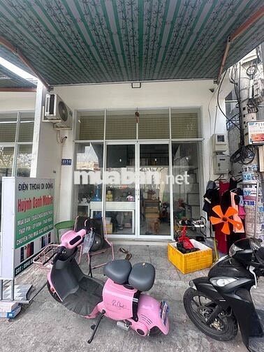 em cần pass nhà giá rẻ , mặt tiền hẻm xe hơi