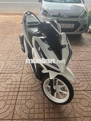 Honda Vario 150 Trắng