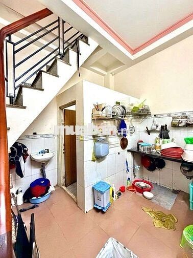 Nhà Đẹp 4 Tầng - Gần Hoà Bình Tô Hiệu 24m2 ( 3.2m x 8m ) Hướng Đông 
