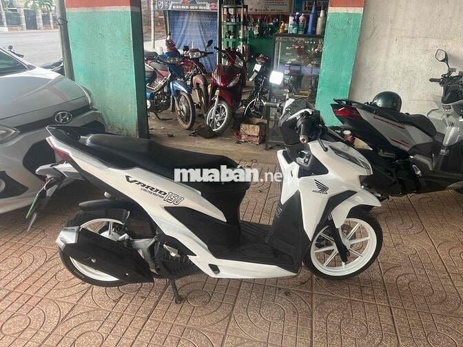 Honda Vario 150 Trắng