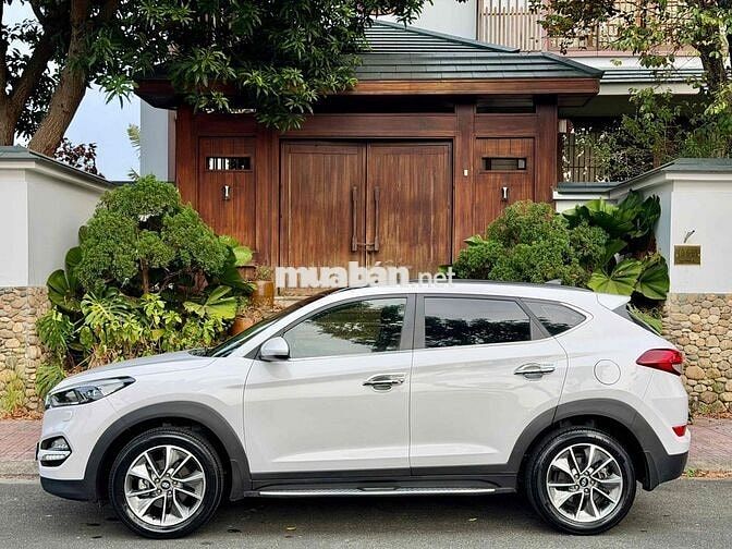 Hyundai Tucson 2018 2.0AT Trắng 80000 km