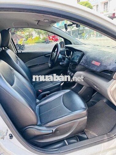 VinFast Fadil 2022 Trắng