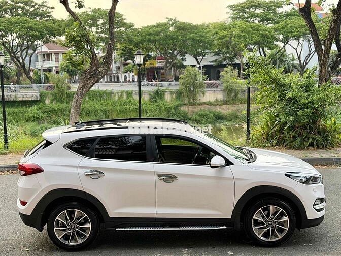 Hyundai Tucson 2018 2.0AT Trắng 80000 km