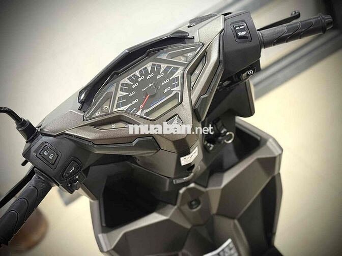 Honda Vario 150 2018 Vàng Cát