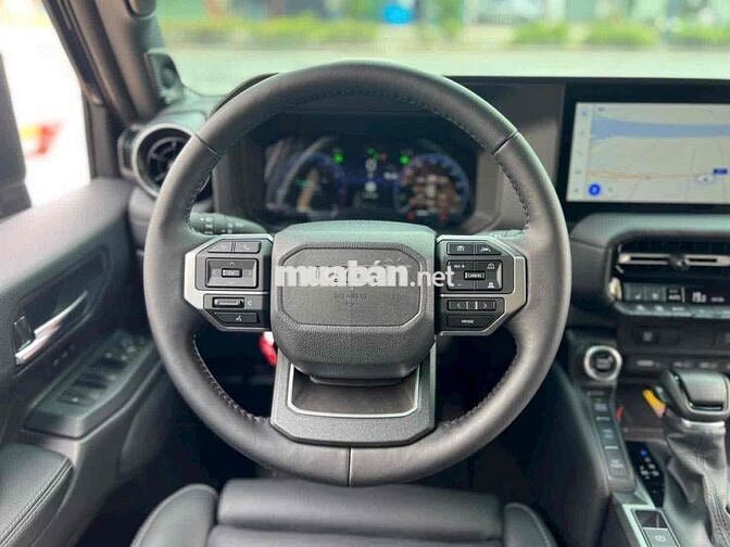 Toyota Prado LC250 2025 2.4 L 3000 km Đen