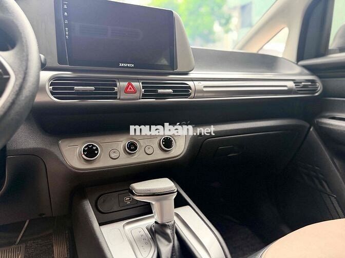 Hyundai Stargazer 2022 Trắng